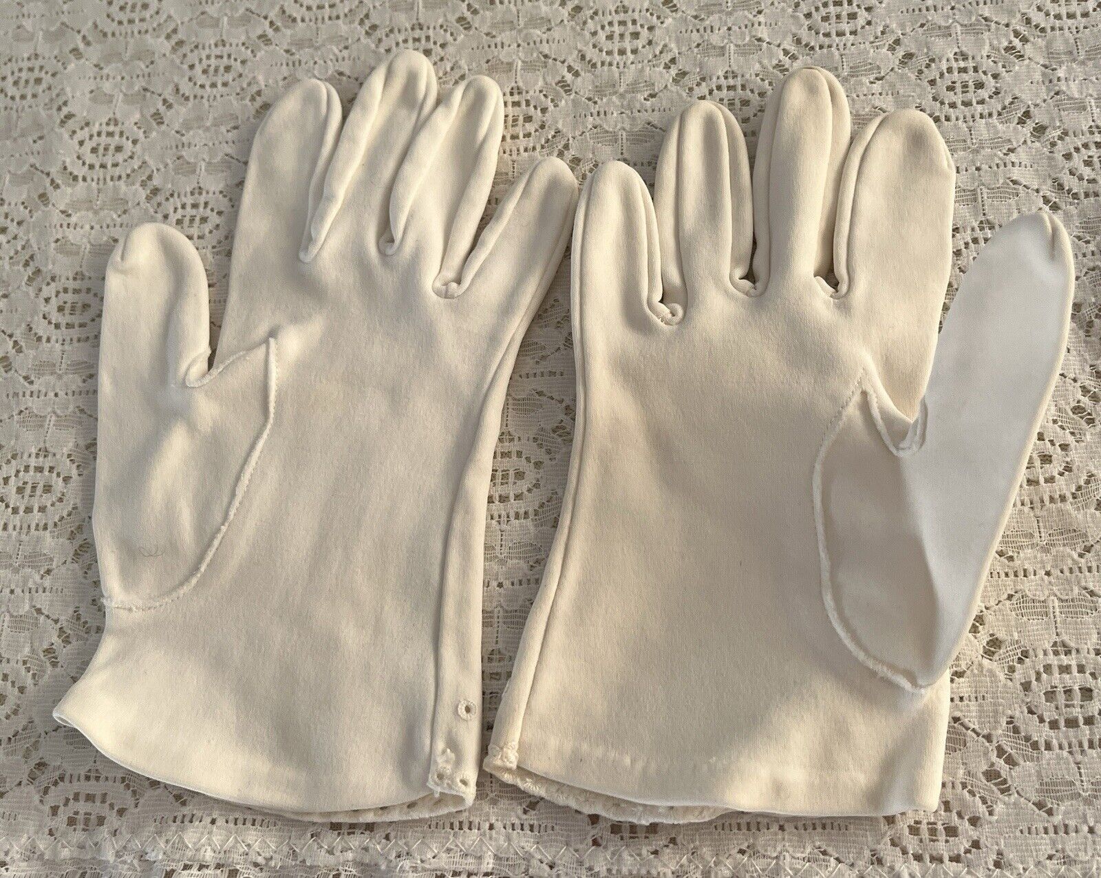 Vintage Women's Suede Ivory Dress Gloves- Lot Of 5 - image 6