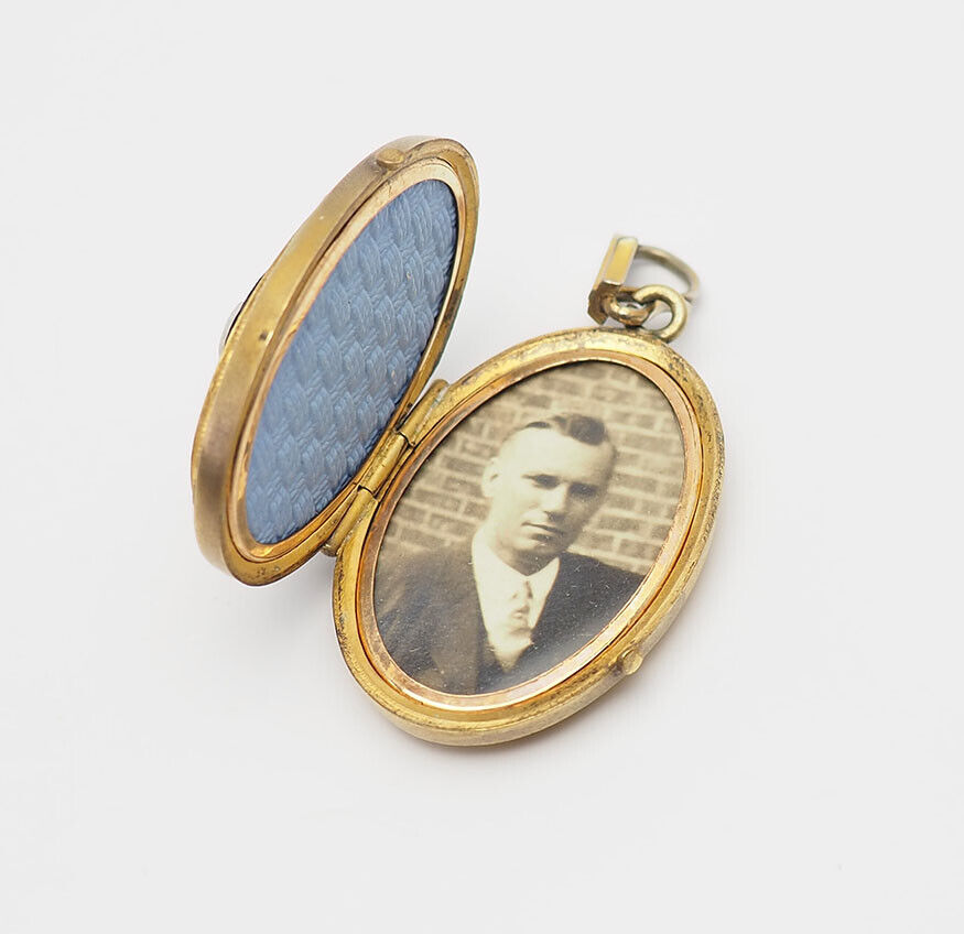 Large antique gold filled and cameo locket pictur… - image 2