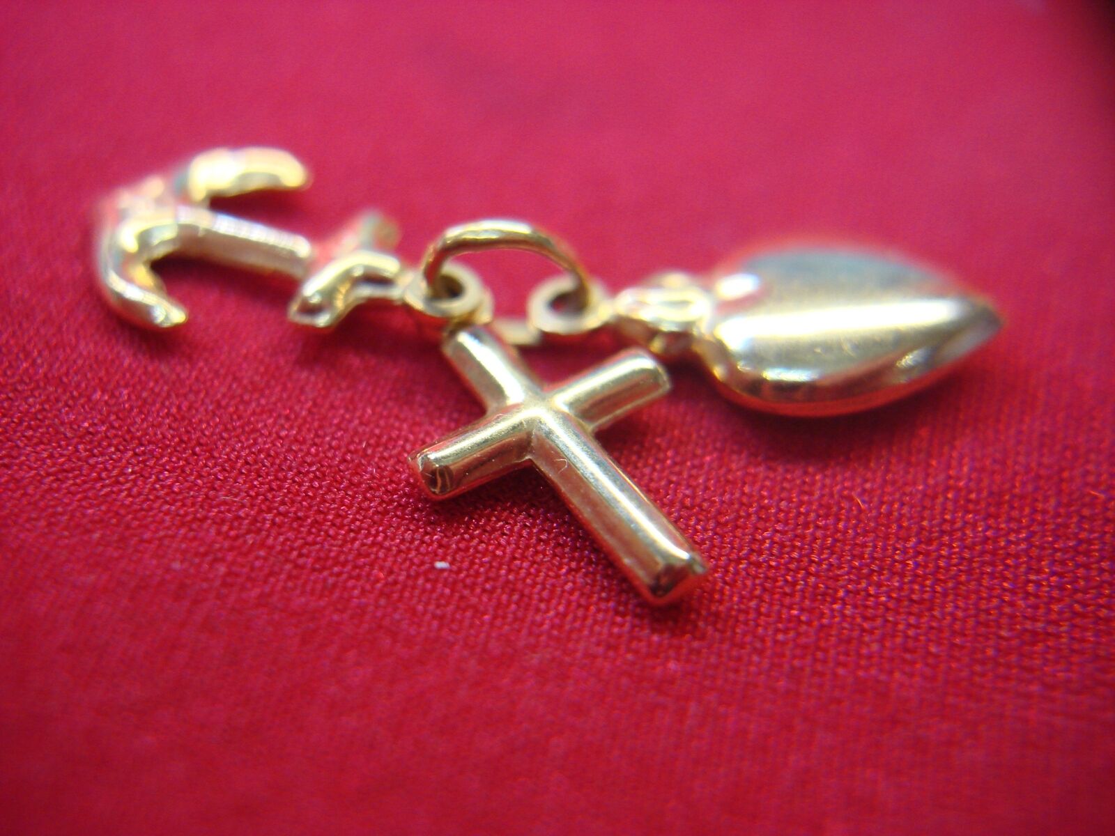 14K YELLOW GOLD FAITH, HOPE, & CHARITY CHARMS - V… - image 4