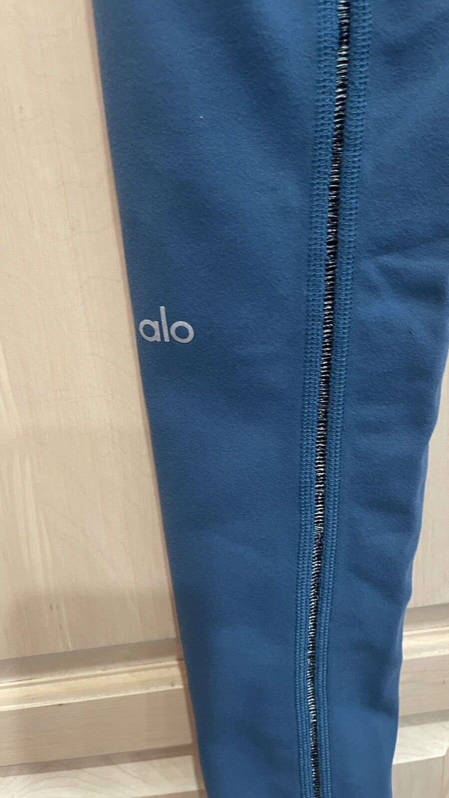 Alo Blue Yoga Leggings With Translucent Strip Siz… - image 3