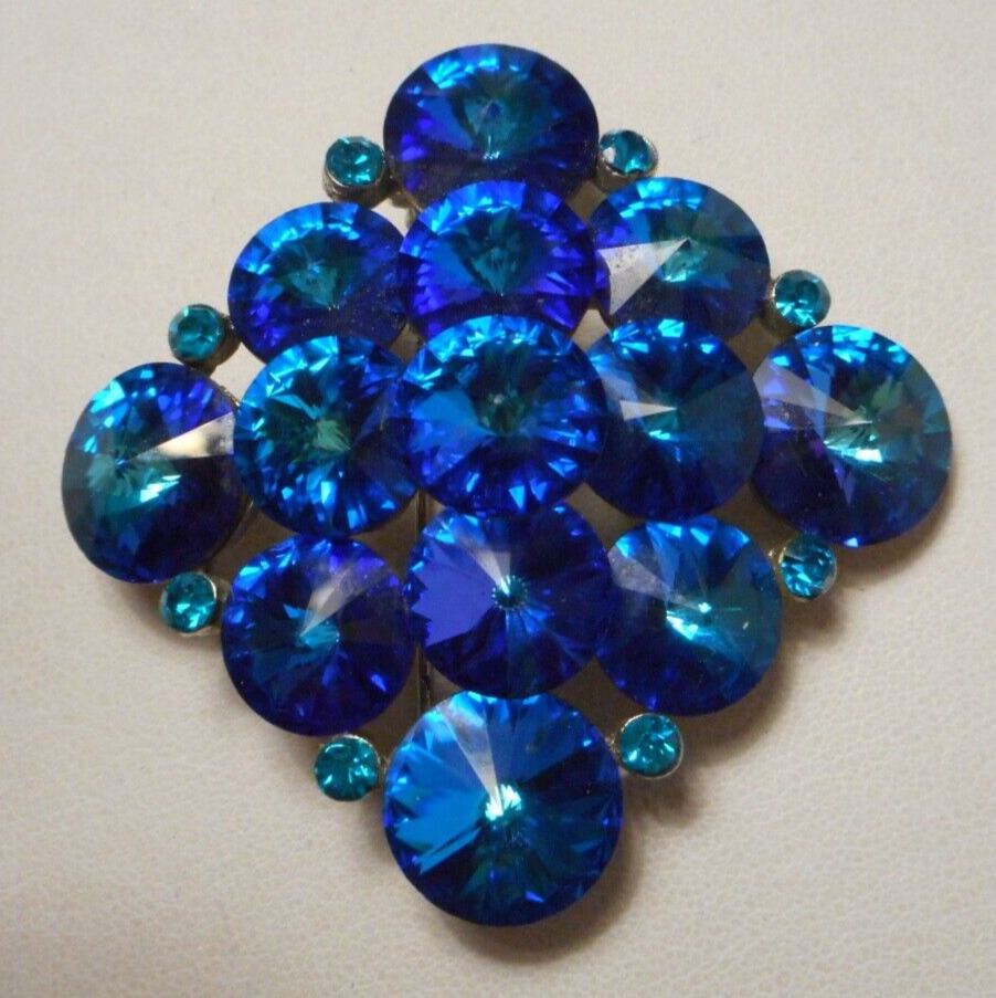 Dazzling Vintage Weiss Blue & Aqua Rivoli Rhinest… - image 12