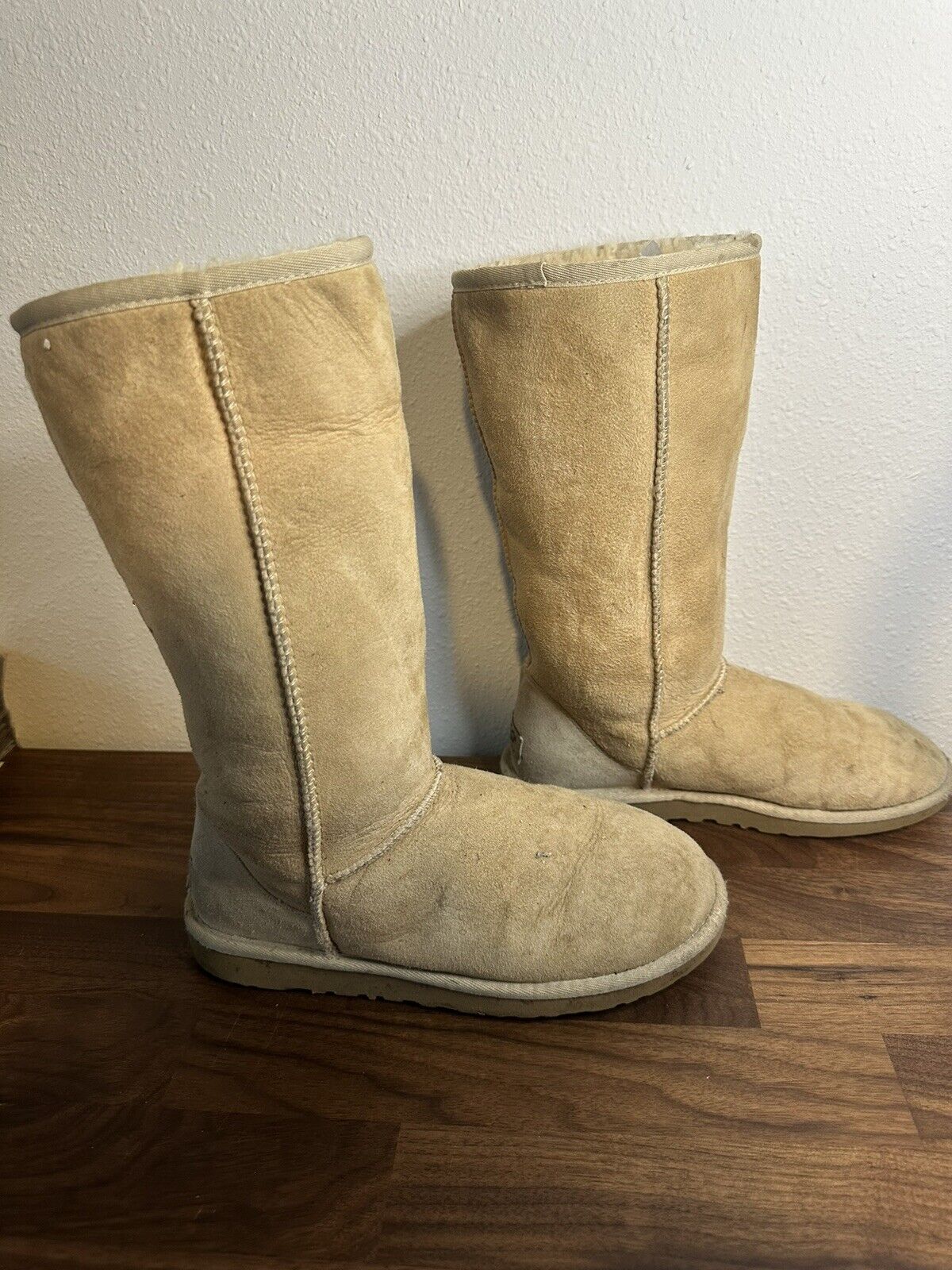 UGG Australia Beige Sheepskin Tall Winter Comfort… - image 5