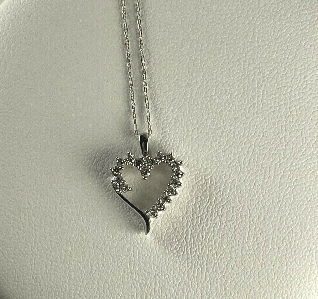 10K White Gold Dainty 1/4CTW Diamond Heart Neckla… - image 3