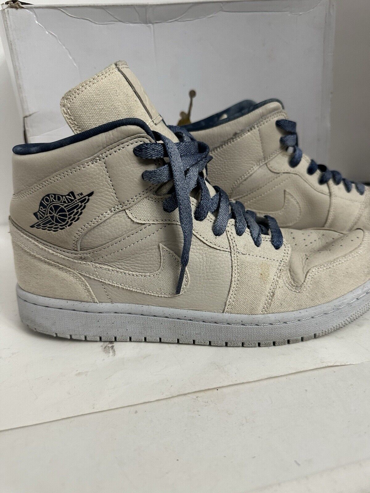 Air Jordan 1 Mid - image 2