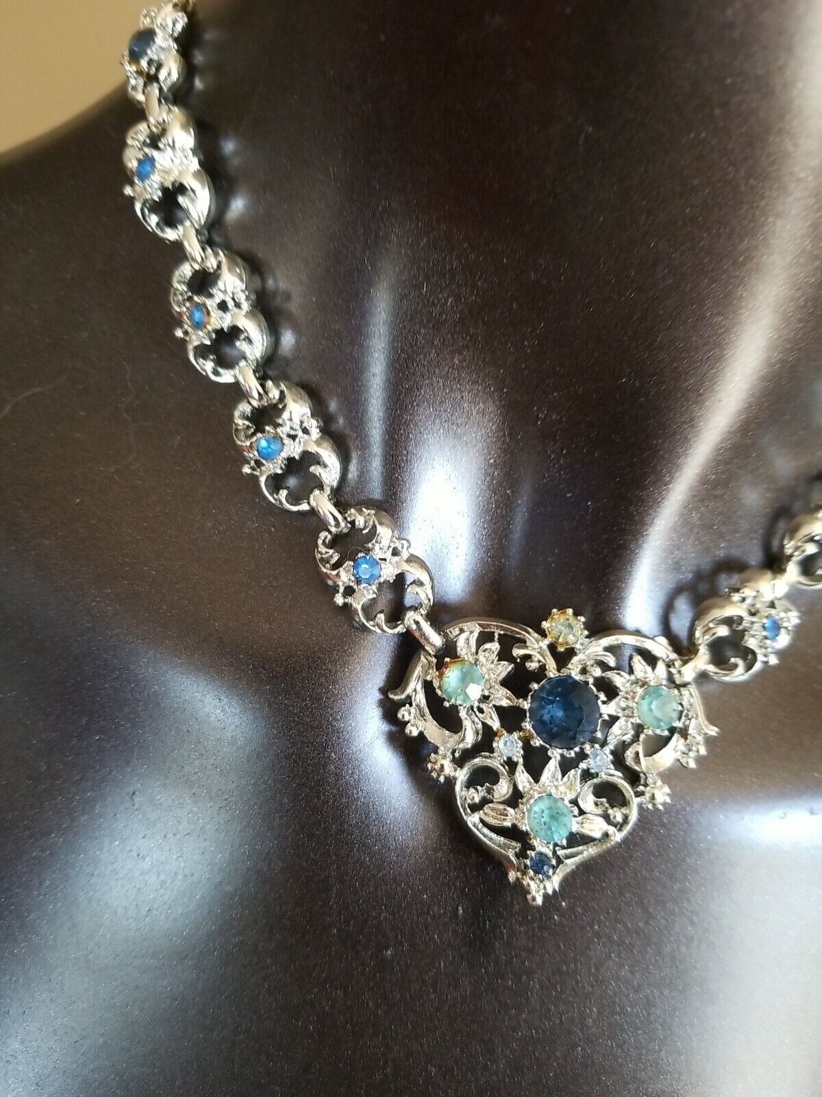 Signed Blue Aqua Crystal Cluster Necklace Coro Vi… - image 3