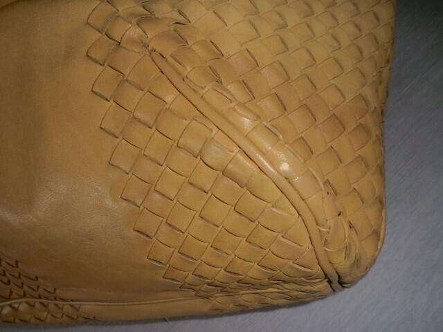 BOTTEGA VENETA Intrecciato Boston Bag Leather Yel… - image 7