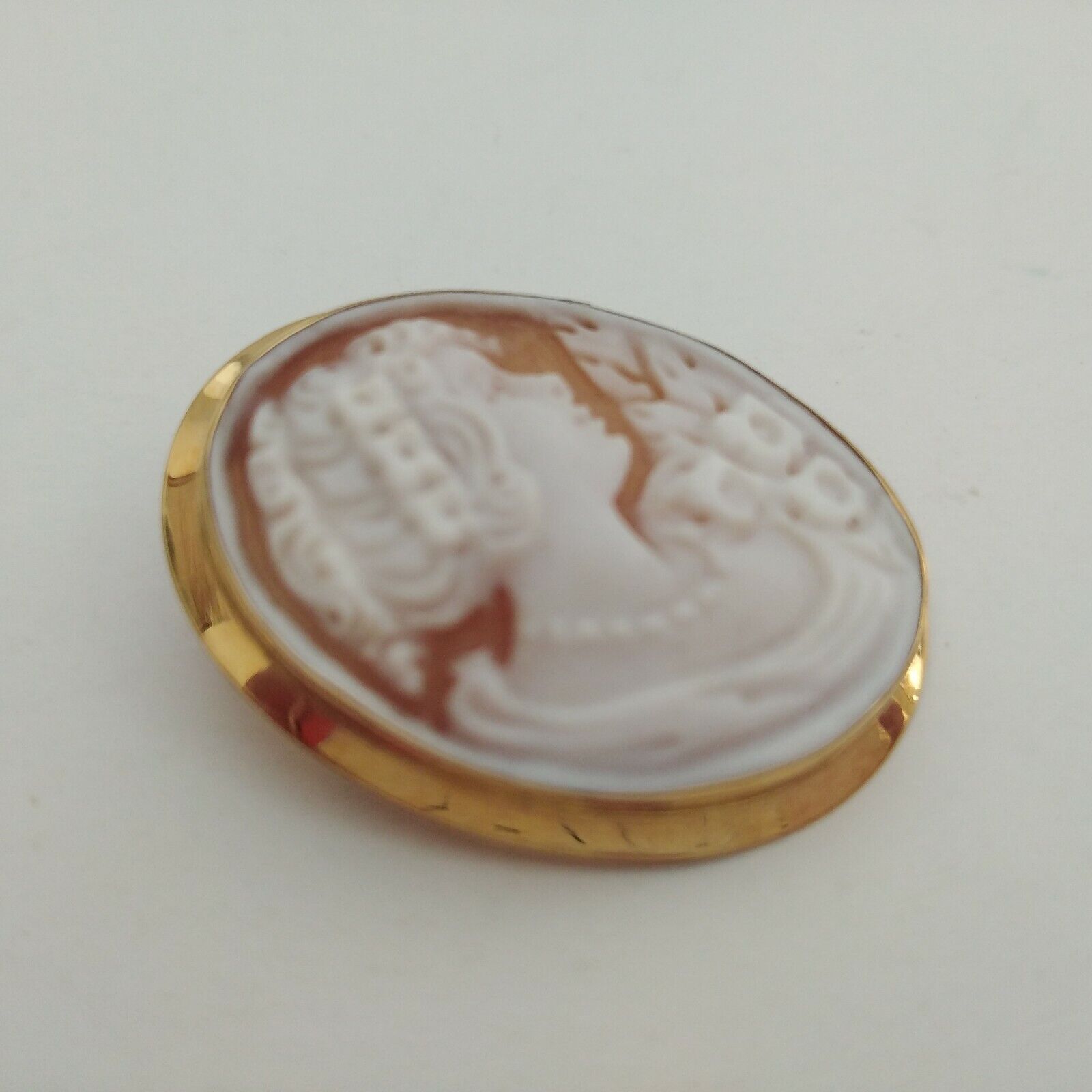 Vintage Hand Carved SHELL CAMEO PENDANT, brooch w… - image 2