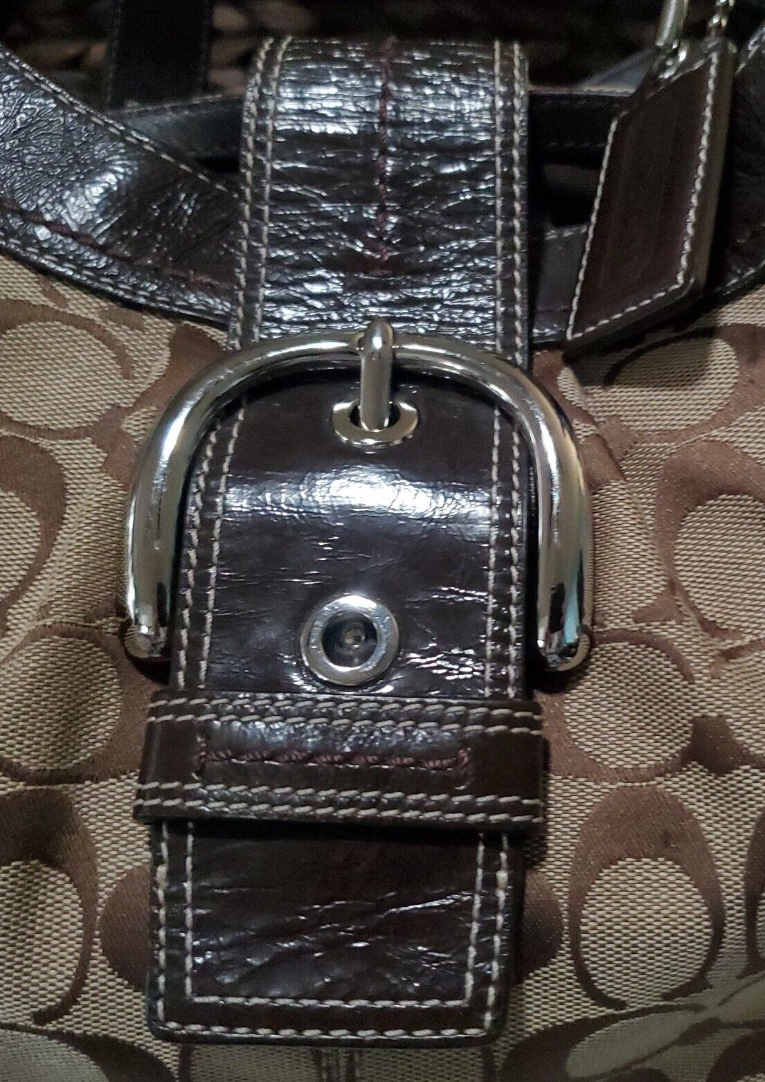 COACH SIGNATURE SOHO LYNN HOBO BAG LARGE. - image 2