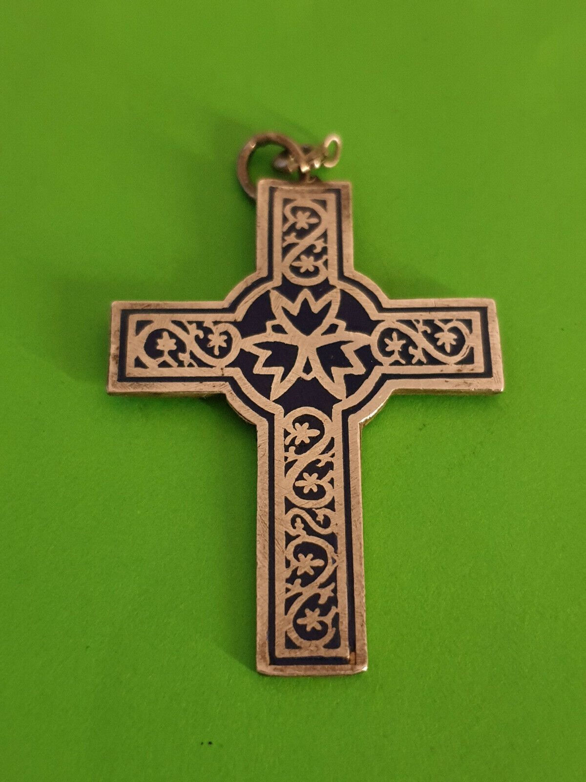 VINTAGE ENAMEL LACQUER STERLING SILVER 950 CROSS. - image 2