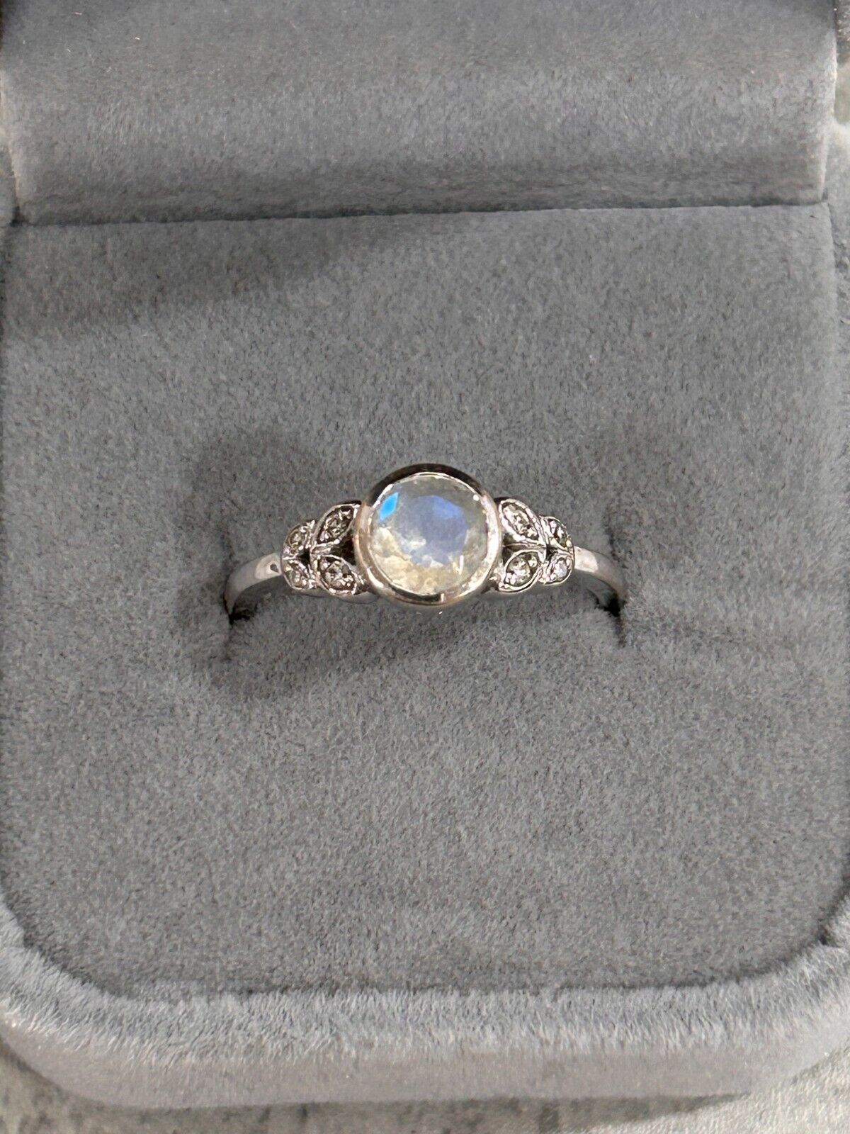 Moonstone and diamond ring Size 7.5, 18k white go… - image 3