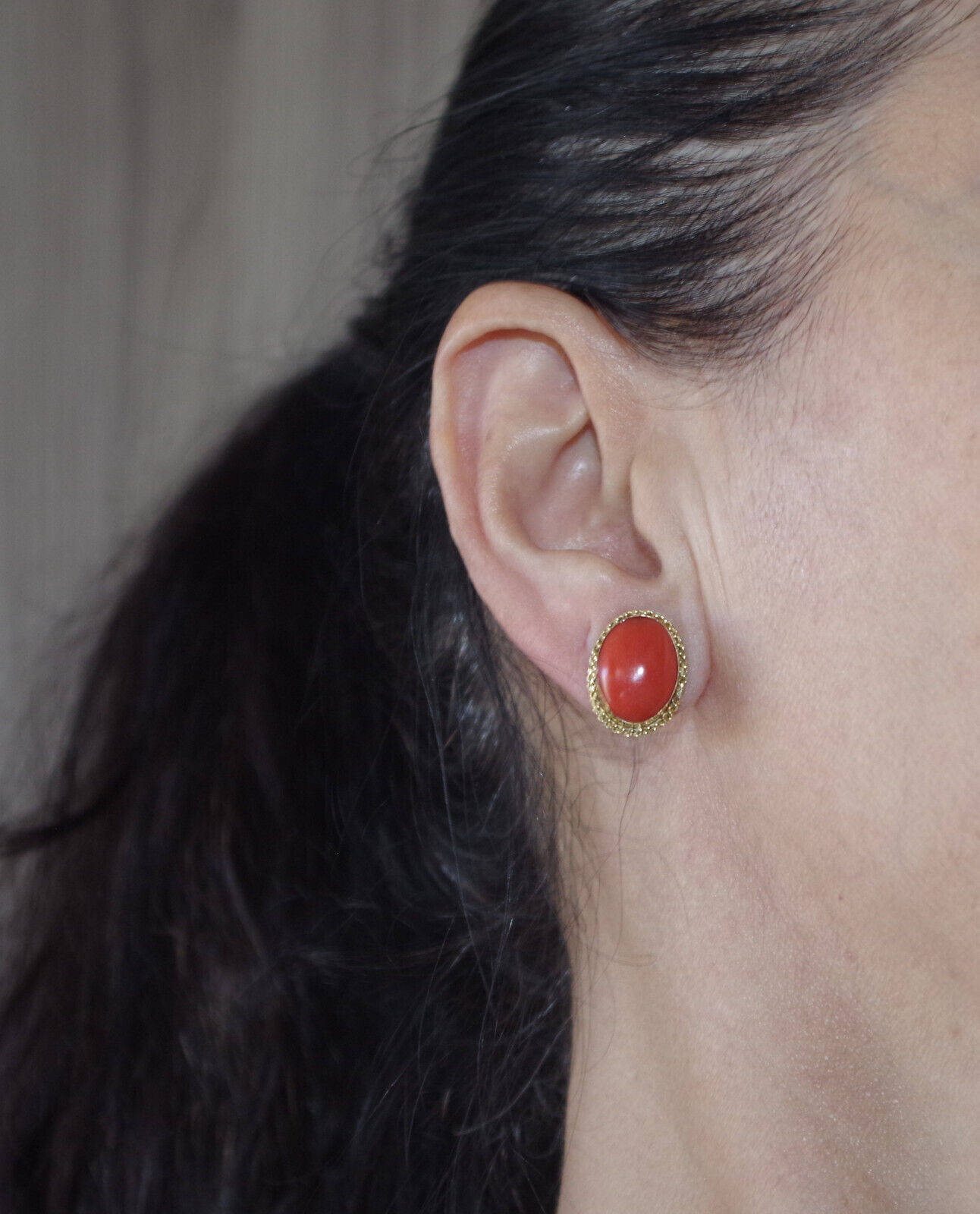 Antique 18K Italian Red Coral Large Dome 18 mm Be… - image 12