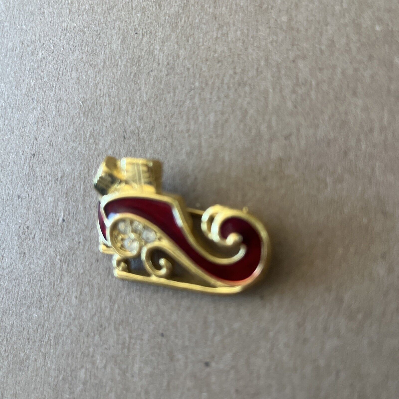 TRIFARI SIGNED GOLD RED ENAMEL RHINESTONE Santa S… - image 3