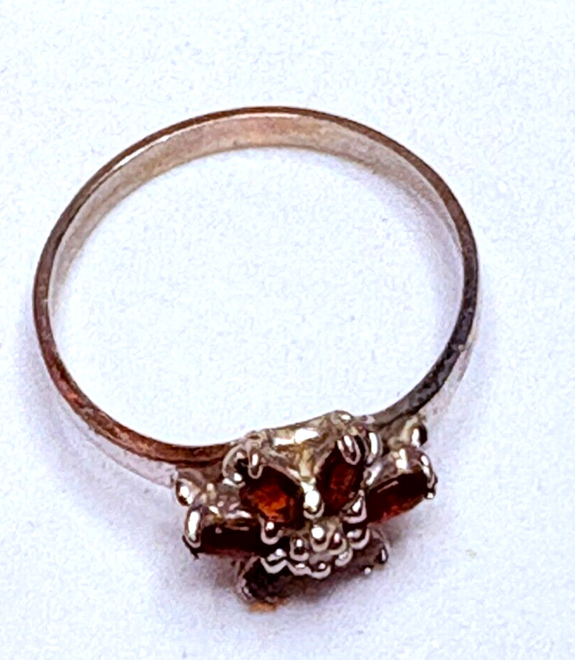 Vintage 10k White Gold Garnet Diamond Ring - image 5