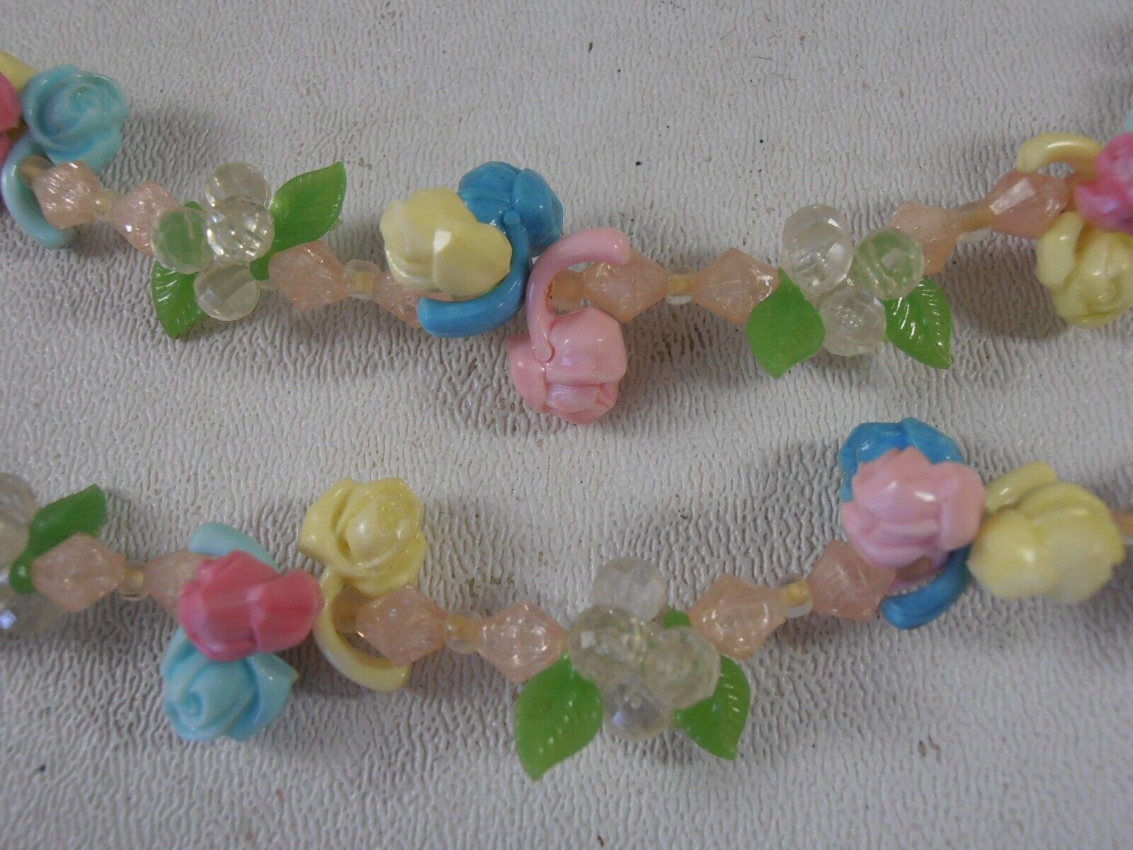 Vtg 1940s Plastic Pink Blue Fruit Salad Roses Mul… - image 2