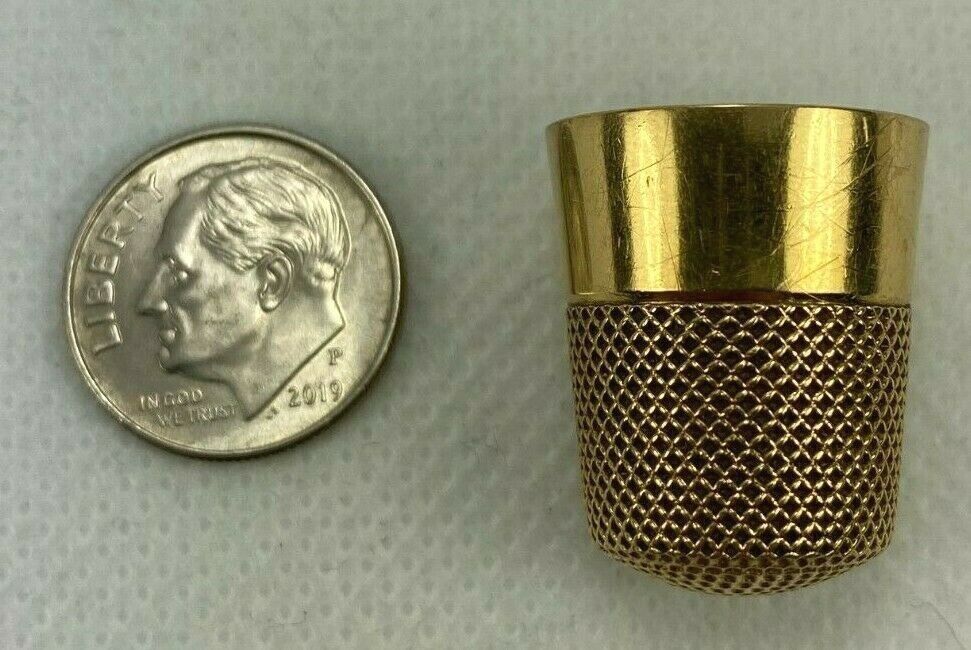 ESTATE 14k Yellow Gold Thimble - image 5