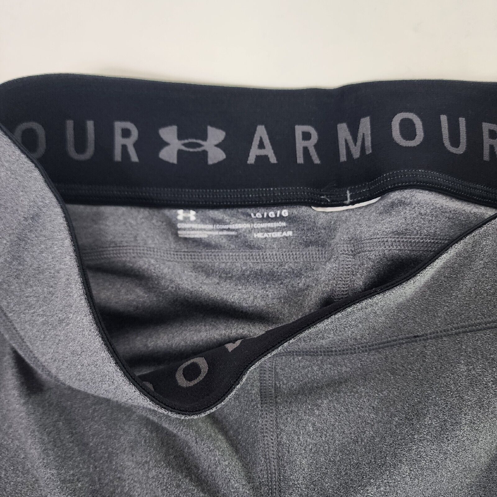 Under Armour Womens Size Large Gray HeatGear Logo… - image 10