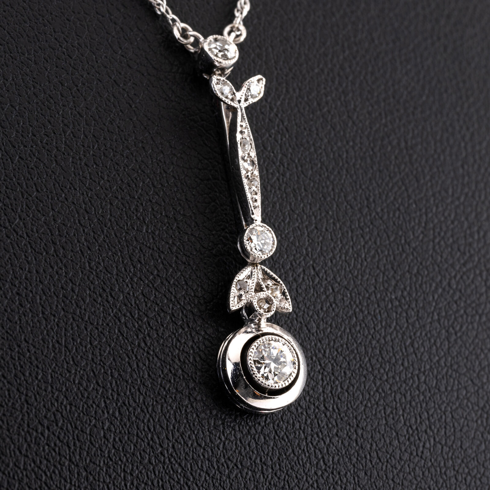 14k white gold Art Deco Collier with diamonds - image 5