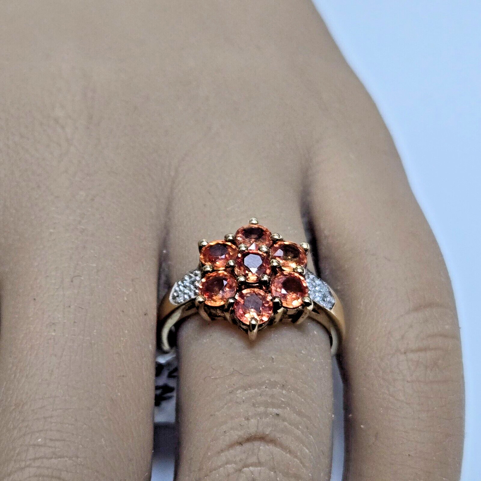 9ct Yellow Gold Ring Orange Sapphire X7 and Round… - image 2