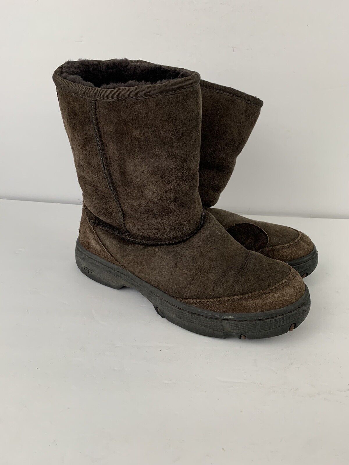 UGG Australia Ultimate Short 5275 Brown Leather S… - image 2