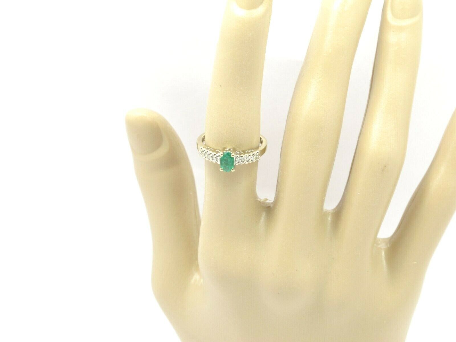 14k White Gold Diamond & Green Emerald Gemstone R… - image 4