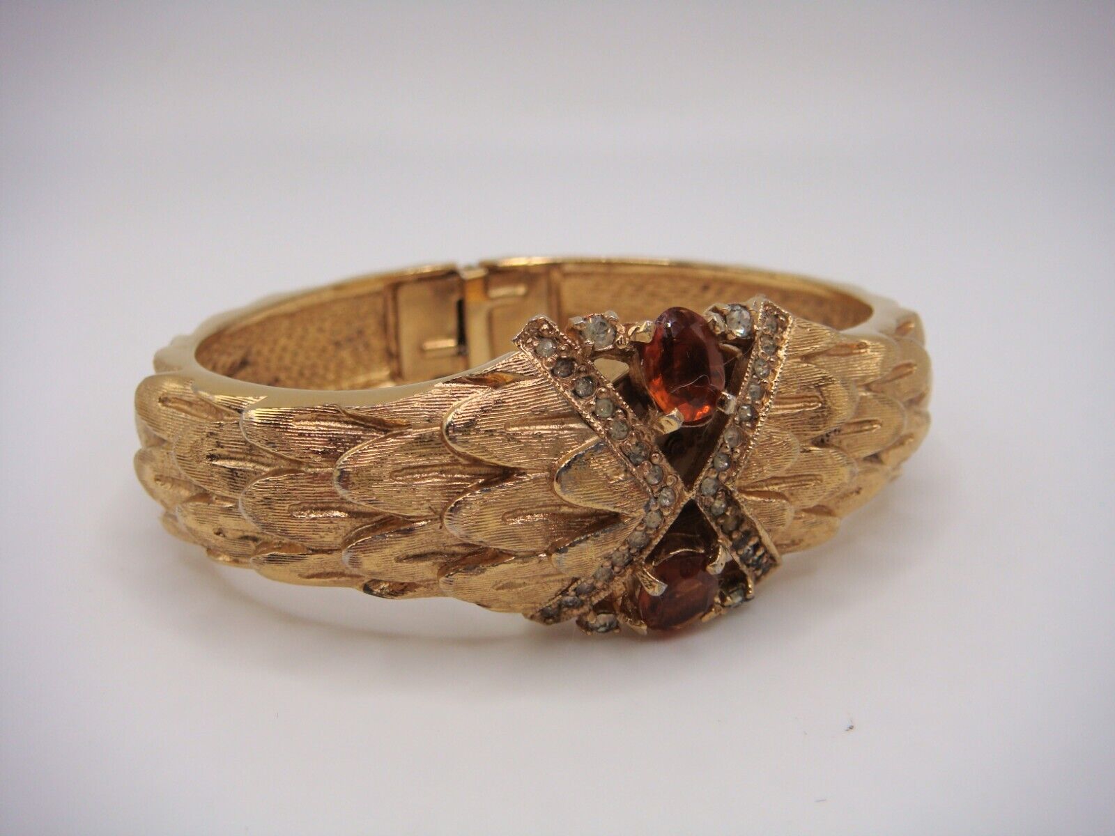 VINTAGE SIGNED NORMAN GOLD TONE BRACELET BANGLE W… - image 16