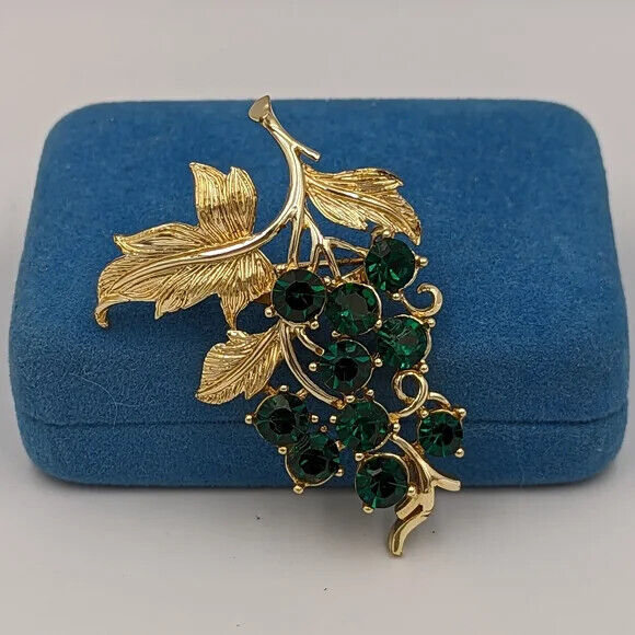 Super Sparkling Pegasus Coro Vintage 50's Green R… - image 2