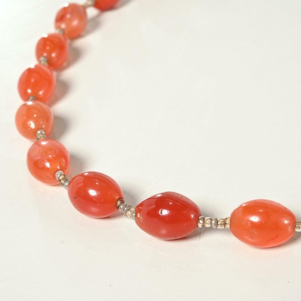 VINTAGE (OR ANTIQUE?) OVAL BEADED ORANGE CARNELIA… - image 2