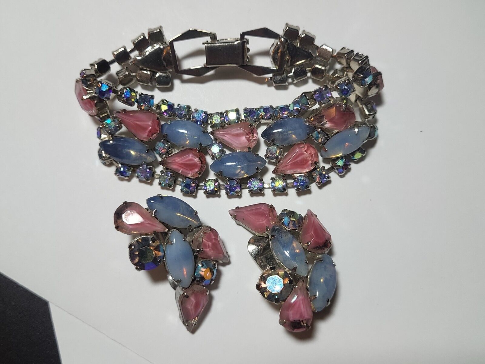 VINTAGE PASTEL PINK BLUE RHINESTONE BRACELET & CL… - image 3