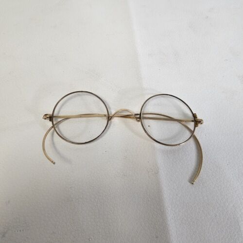 Antique Gold Wire Frame Eyeglasses/Spectacles Wind