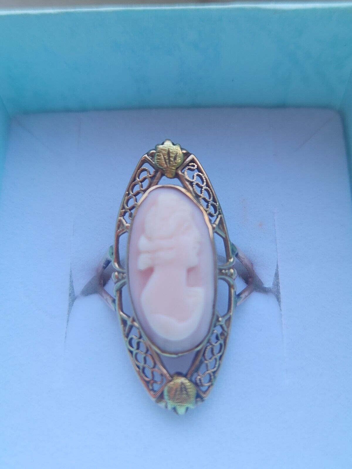 10k Yellow Gold Cameo Ring - image 3