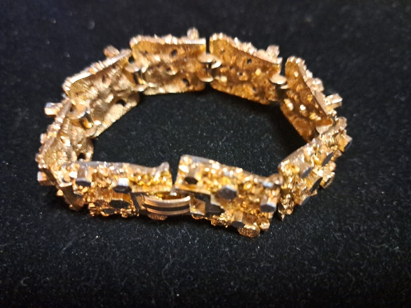 Vintage 1960's Gold Tone Modernist Bracelet - image 6