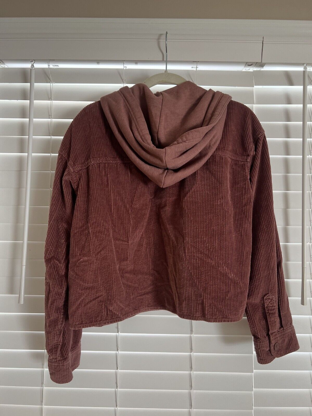 Corduroy Hooded Jacket By American Eagle - M - image 3