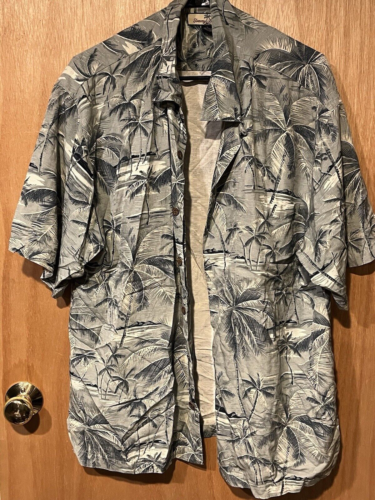 Tommy Bahama Large 100% Silk Lot Of 3 Hawaiian Sh… - image 1