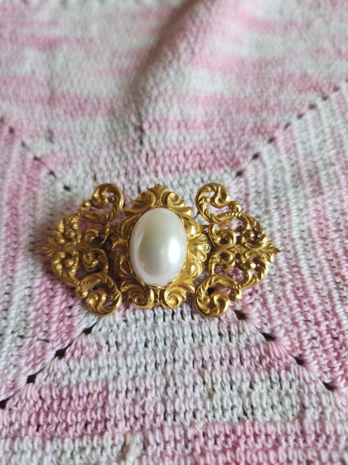 VTG Miriam Haskell Faux Pearl Filgree Brooch/ Pin… - image 1