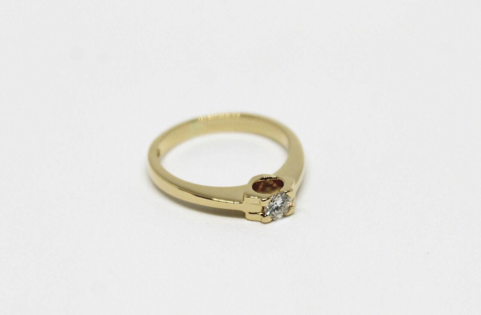 Estate Natural Diamond 18K 750 YG Solitaire Engag… - image 6