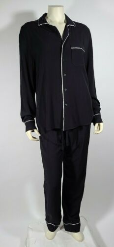 STANDARD Label Black Late Night Pajama Set