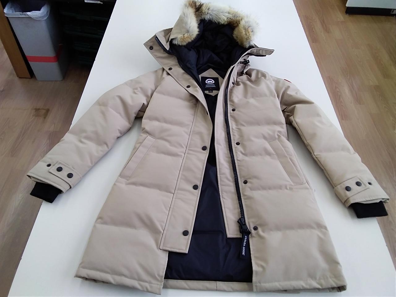 Canada Goose 2302Jl Mackenzie Parka - image 3