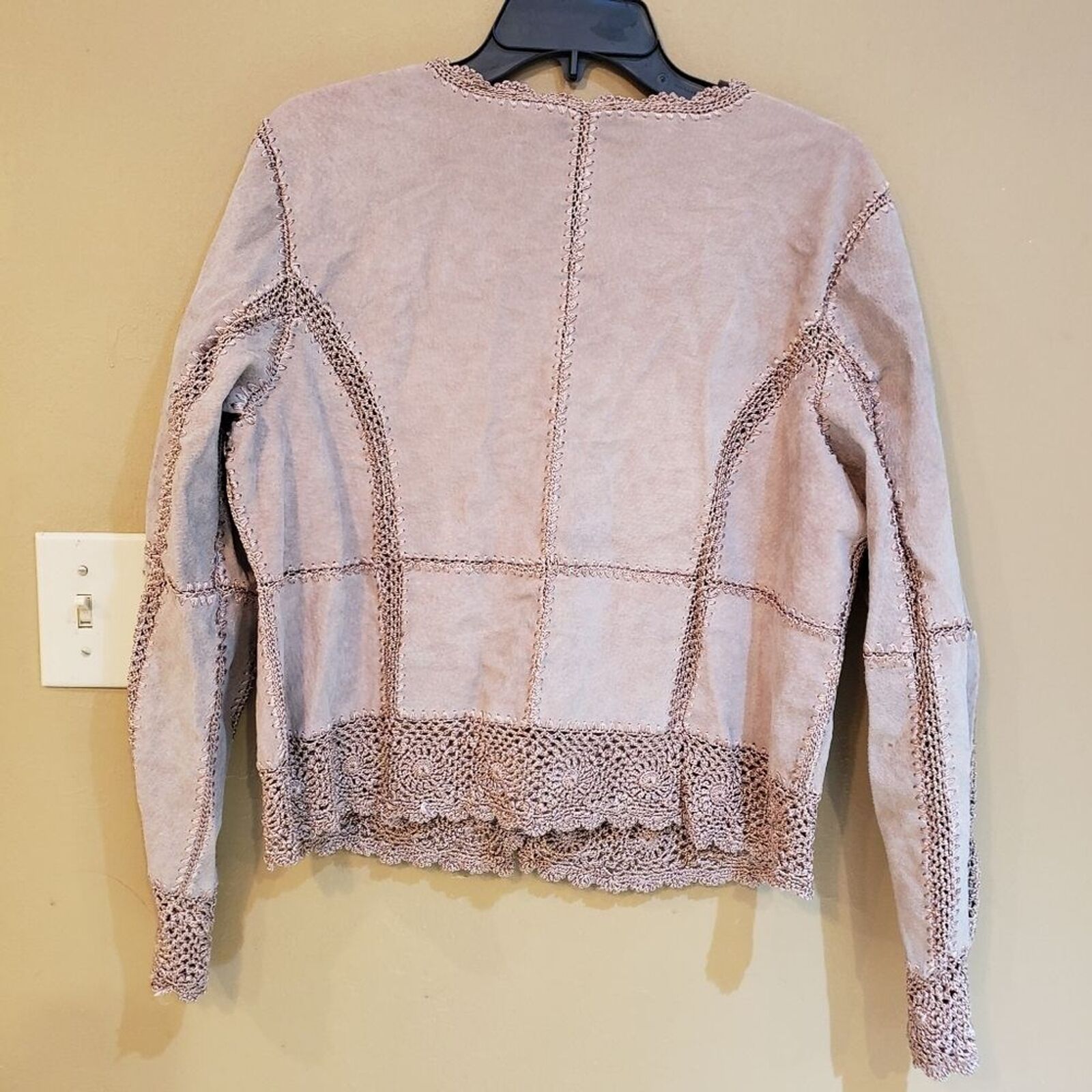 90s Y2K Boho Festival Tan Suede Crochet Jacket - image 3