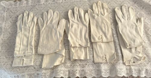 Vintage Women's Suede Ivory Dress Gloves- Lot Of 5 - image 1