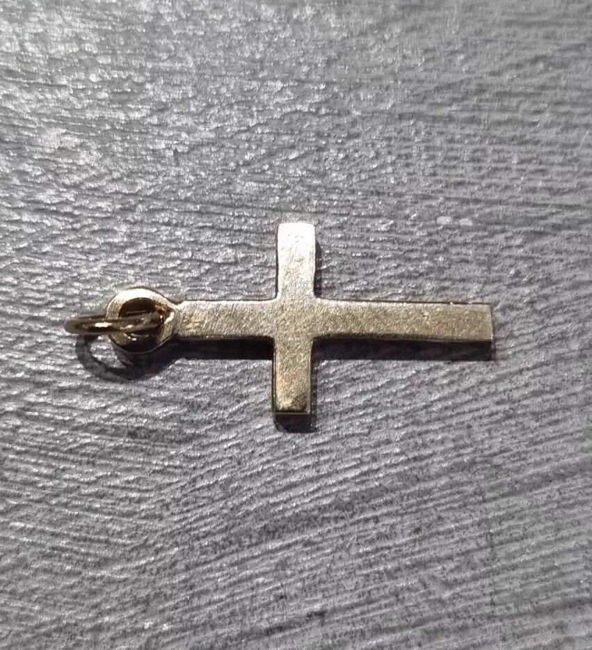 9ct Yellow Gold Small Cross Pendant Charm - image 2