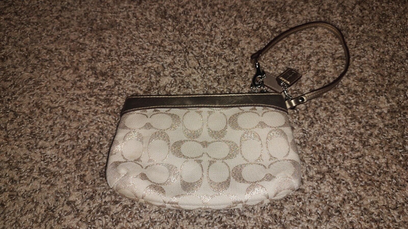 Coach Clutch Wristlet Authentic - image 9