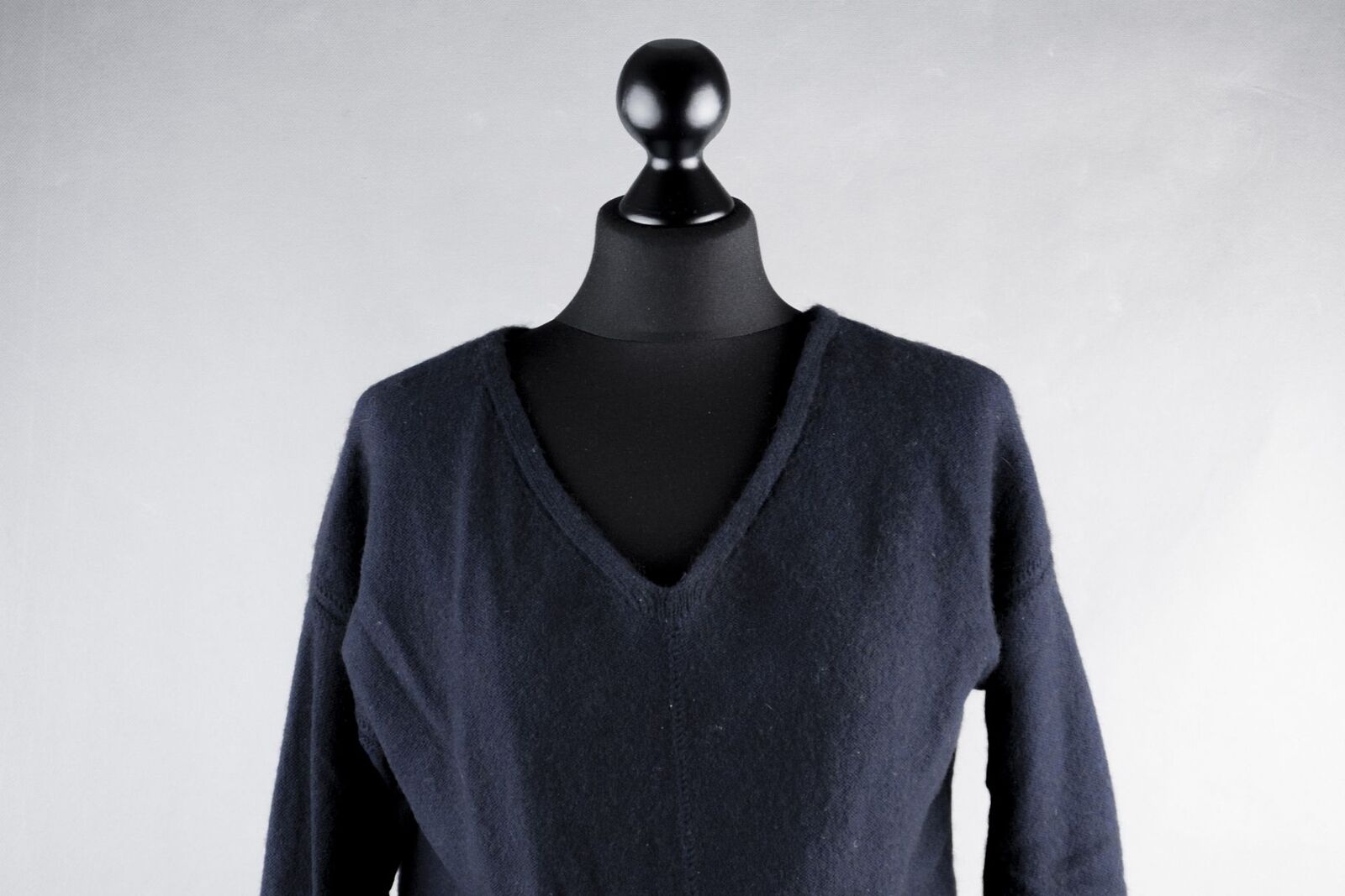 Promod Women Sweater M Blue Dark Blue Short V-Nec… - image 2