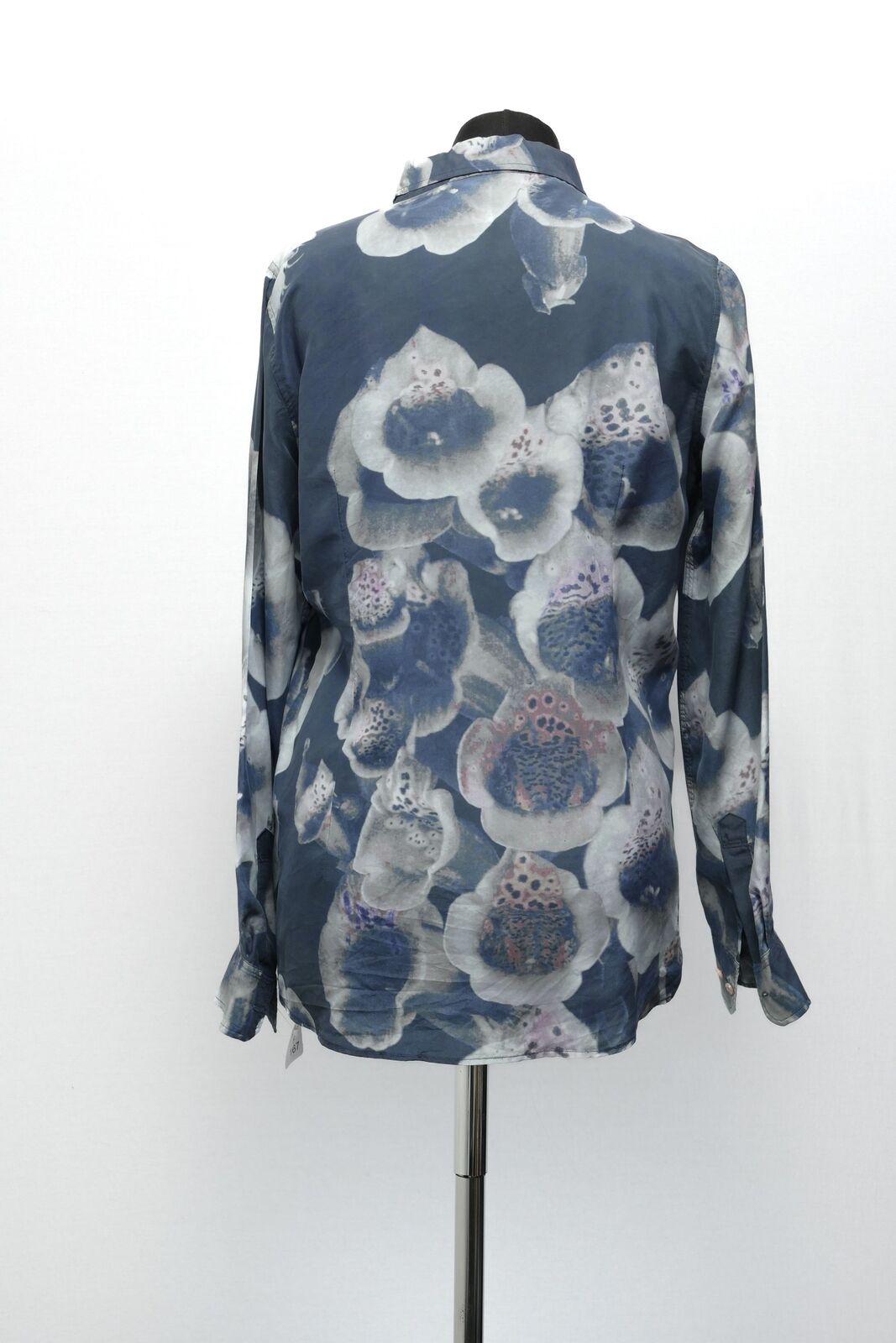 Women's Blouse M Blue Floral Pattern Long Sleeve … - image 5