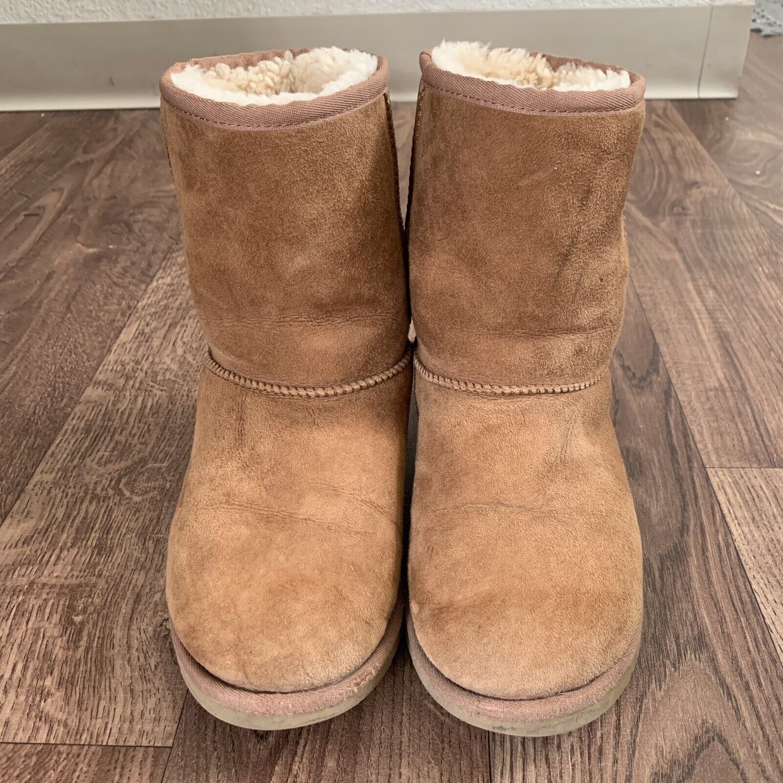 UGG F26011F Australia Classic Short Suede Sheepsk… - image 2