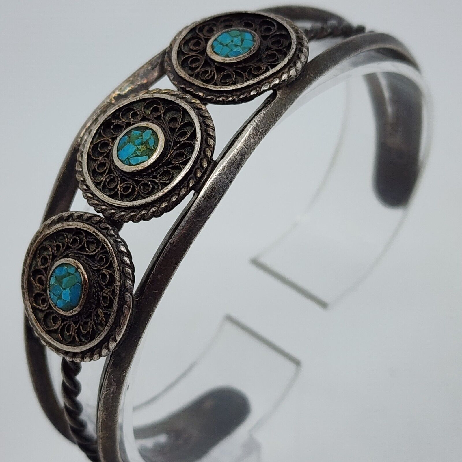 Vintage Tibetan Sterling Silver Turquoise Chip In… - image 2