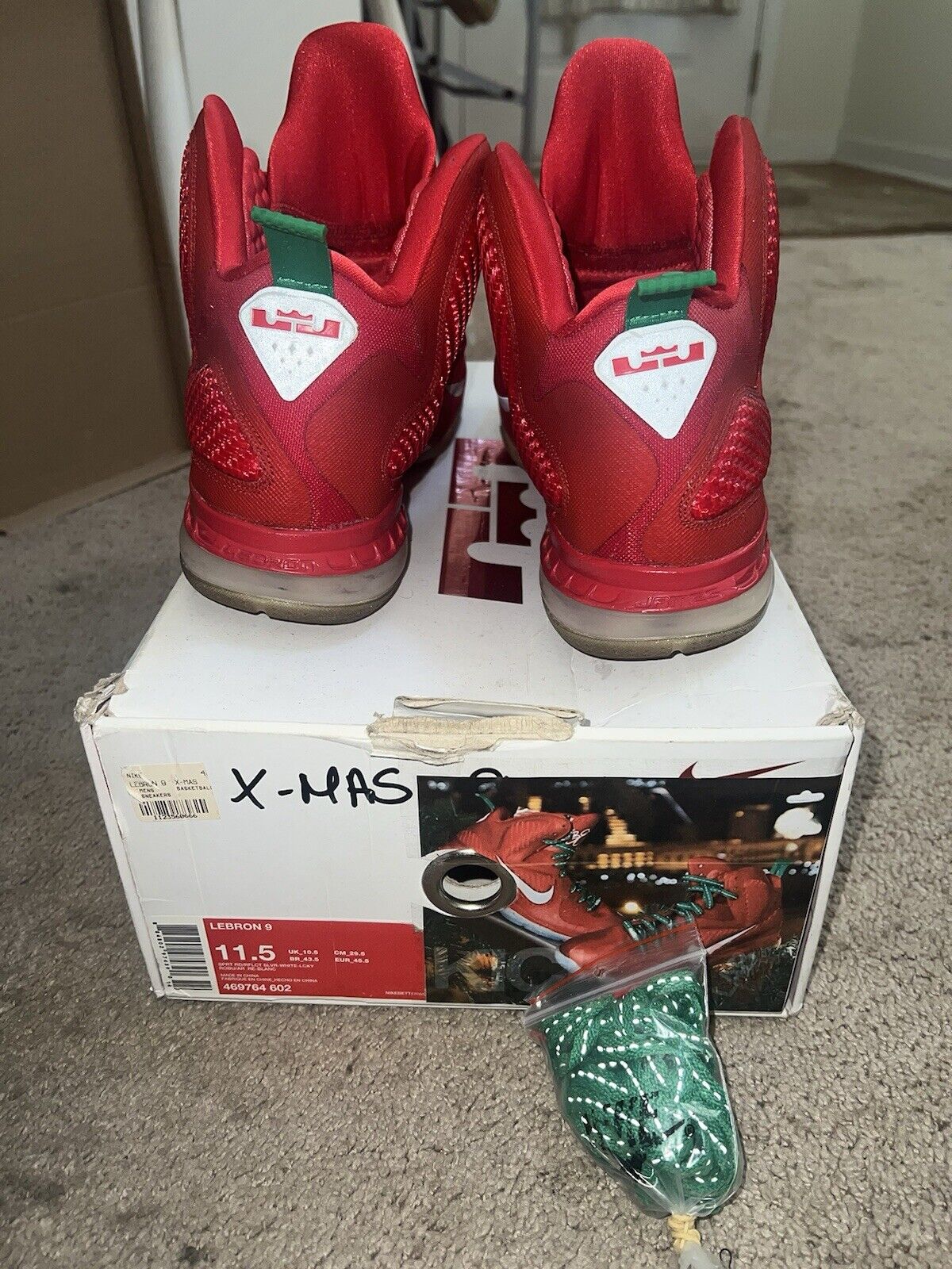 Size 11.5 - Nike LeBron 9 Christmas - image 4