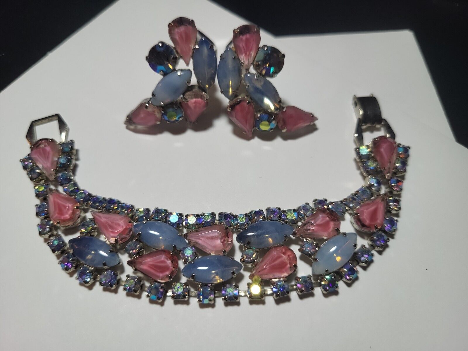 VINTAGE PASTEL PINK BLUE RHINESTONE BRACELET & CL… - image 7