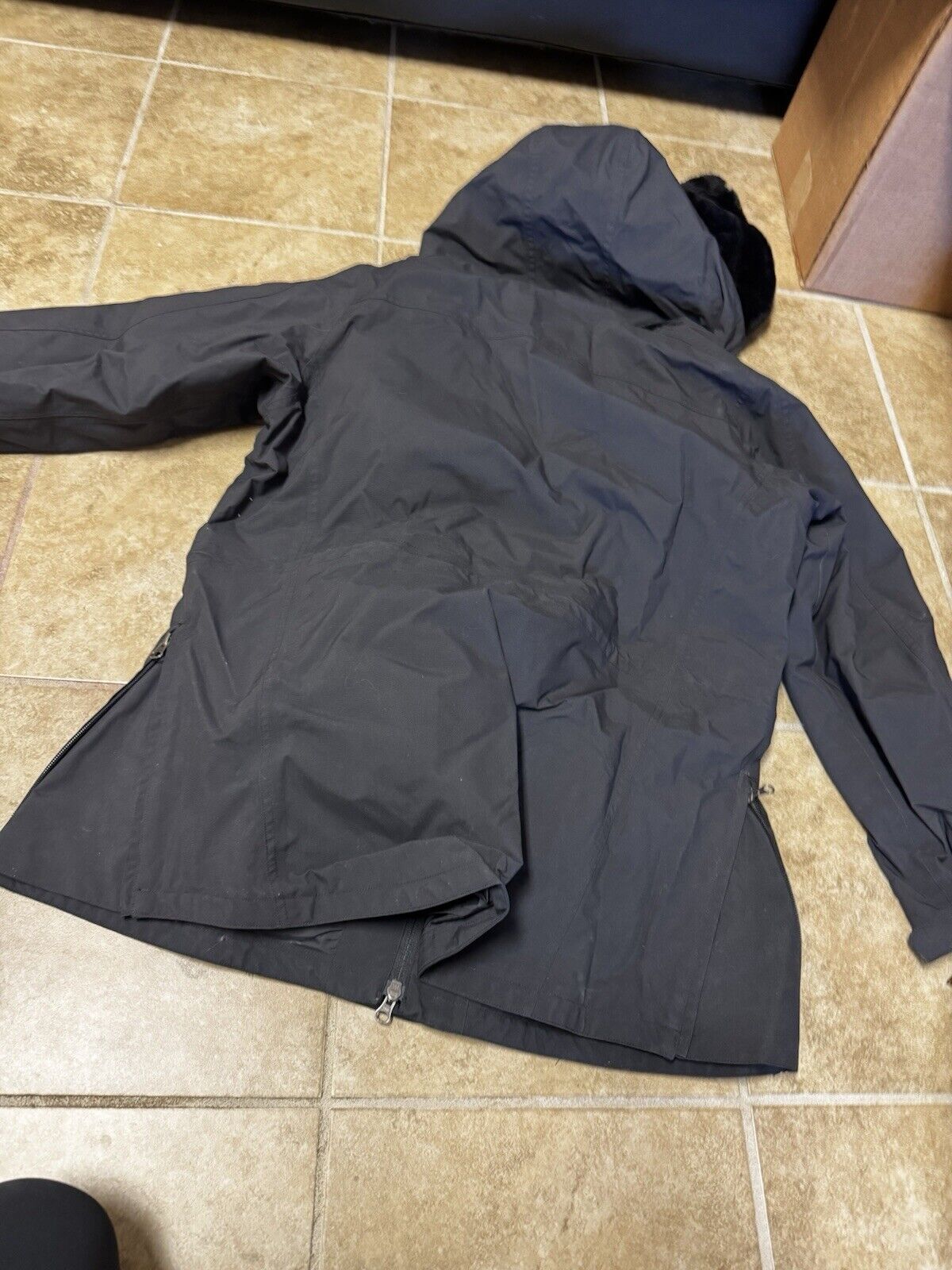 Ariat Rain Jacket - image 2