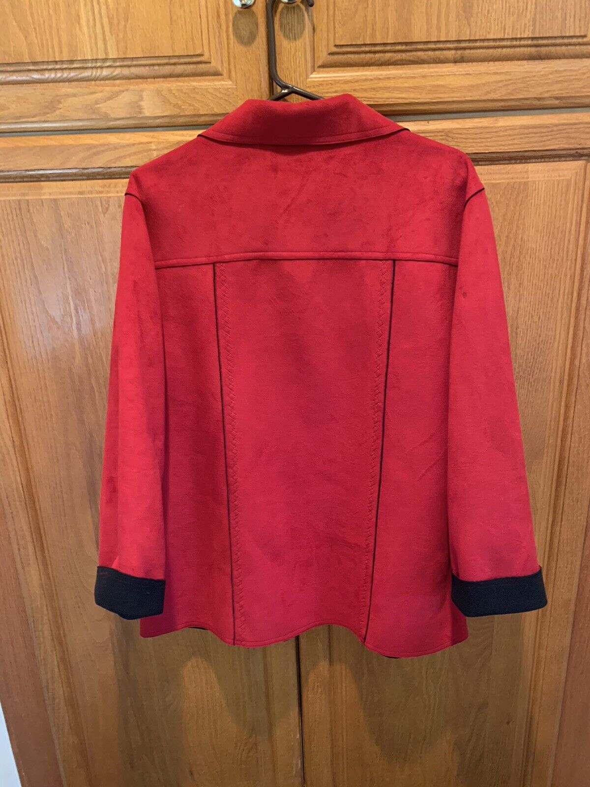 Alfred Dunner Red and Black Faux Suede Coat sz 14 - image 2