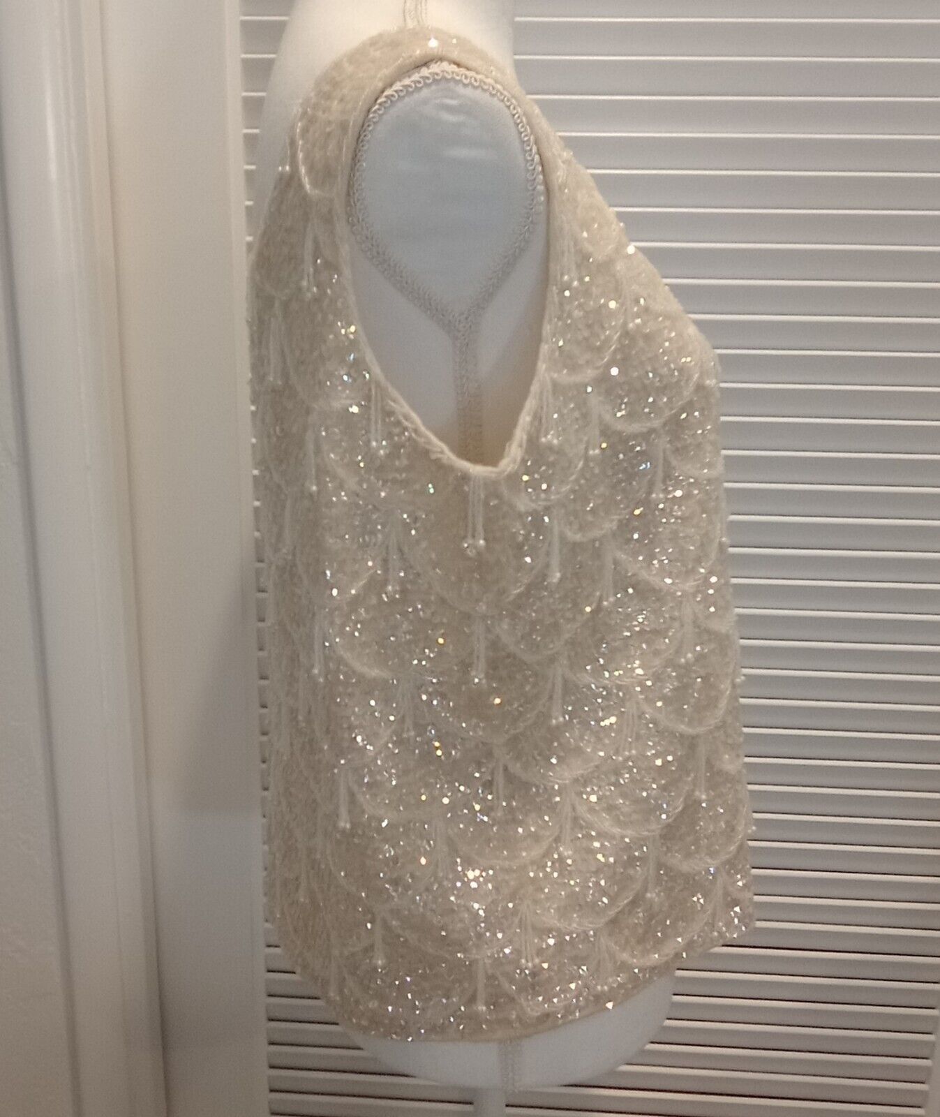 Vtg 1960's Sequined Beaded Ivory Sleeveless Party… - image 3